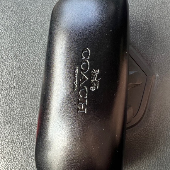 Coach Sunglasses - Picture 4 of 4